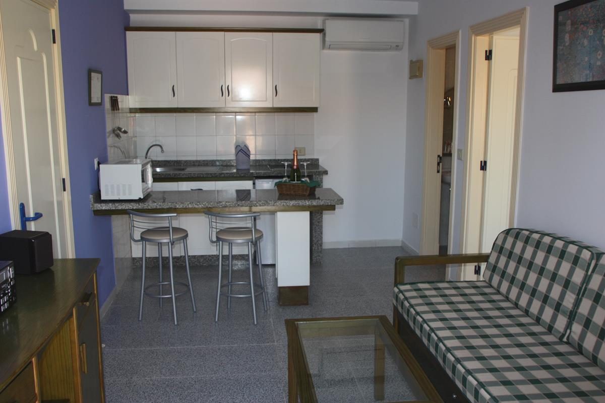 APARTAMENTOS KARINA