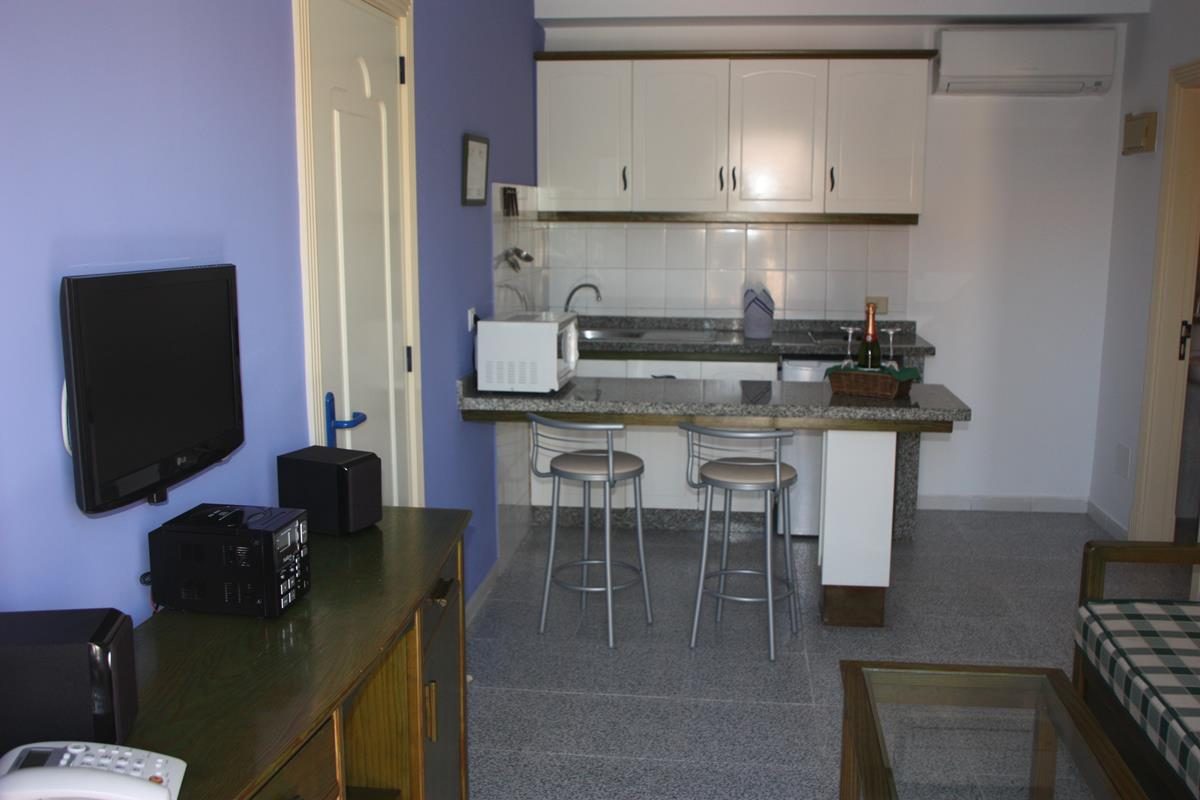 APARTAMENTOS KARINA