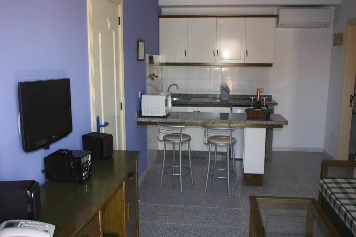 APARTAMENTOS KARINA